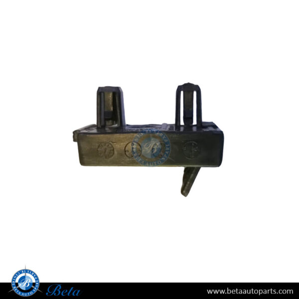 Tesla Model 3 (2017-2023), Front Bumper Bracket (Right), China, 1084172-00-F